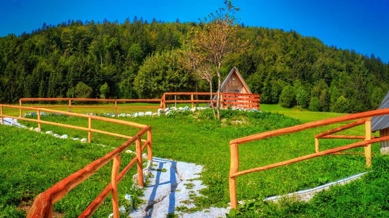 Hotel Glamping Vrhovc Zelezniki Zewnętrze zdjęcie