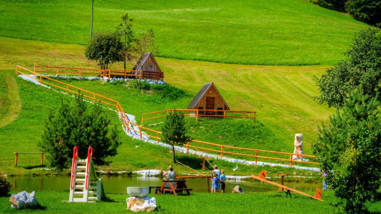 Hotel Glamping Vrhovc Zelezniki Zewnętrze zdjęcie